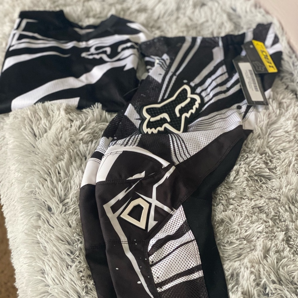 Fox motor cross/outdoor wear Youth.